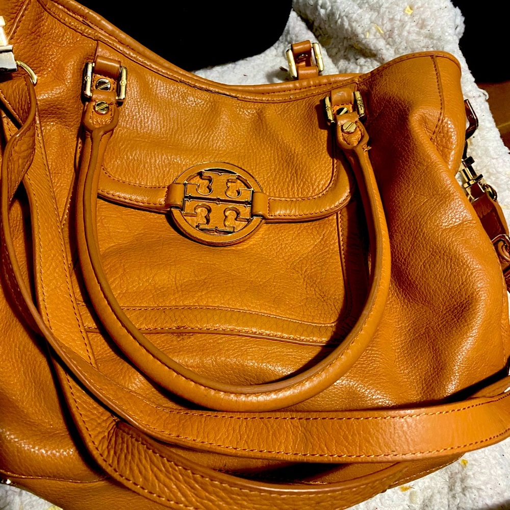 Tory Burch leather purse